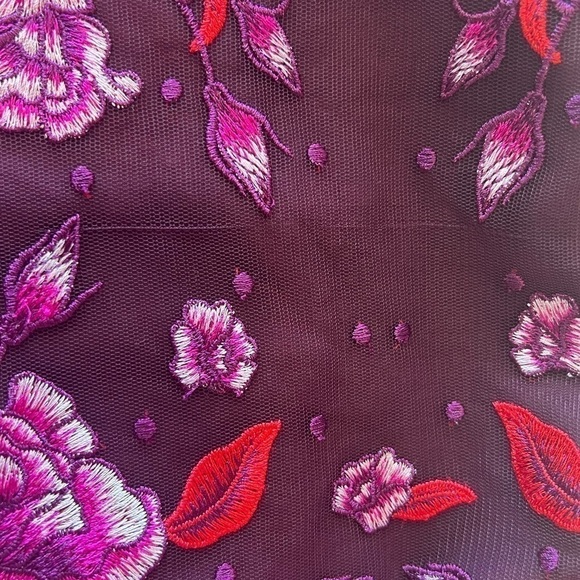 Marchesa Notte Wine Floral Lace Gown - Picture 15 of 16